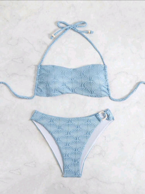 Bikini Azul Celeste con Textura Floral en Relieve