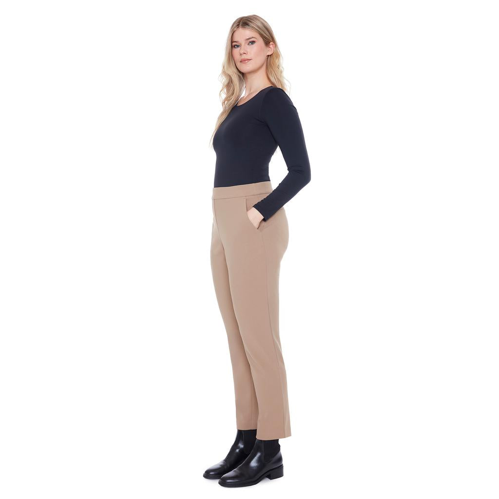 S.C. and Co Pantalón para Mujer con Bolsillos