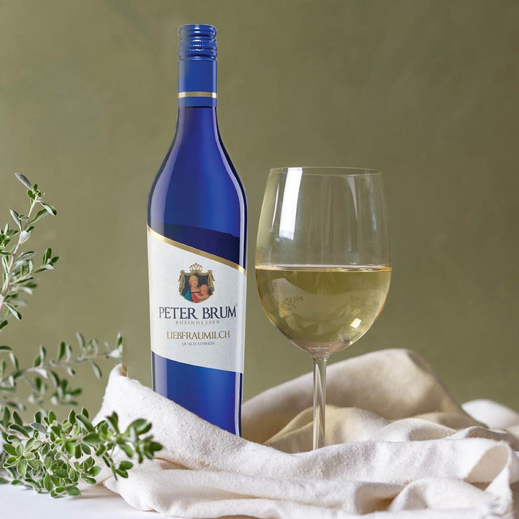 Peter Brum Vino Blanco Liebfraumich 750 mL / 25.4 oz