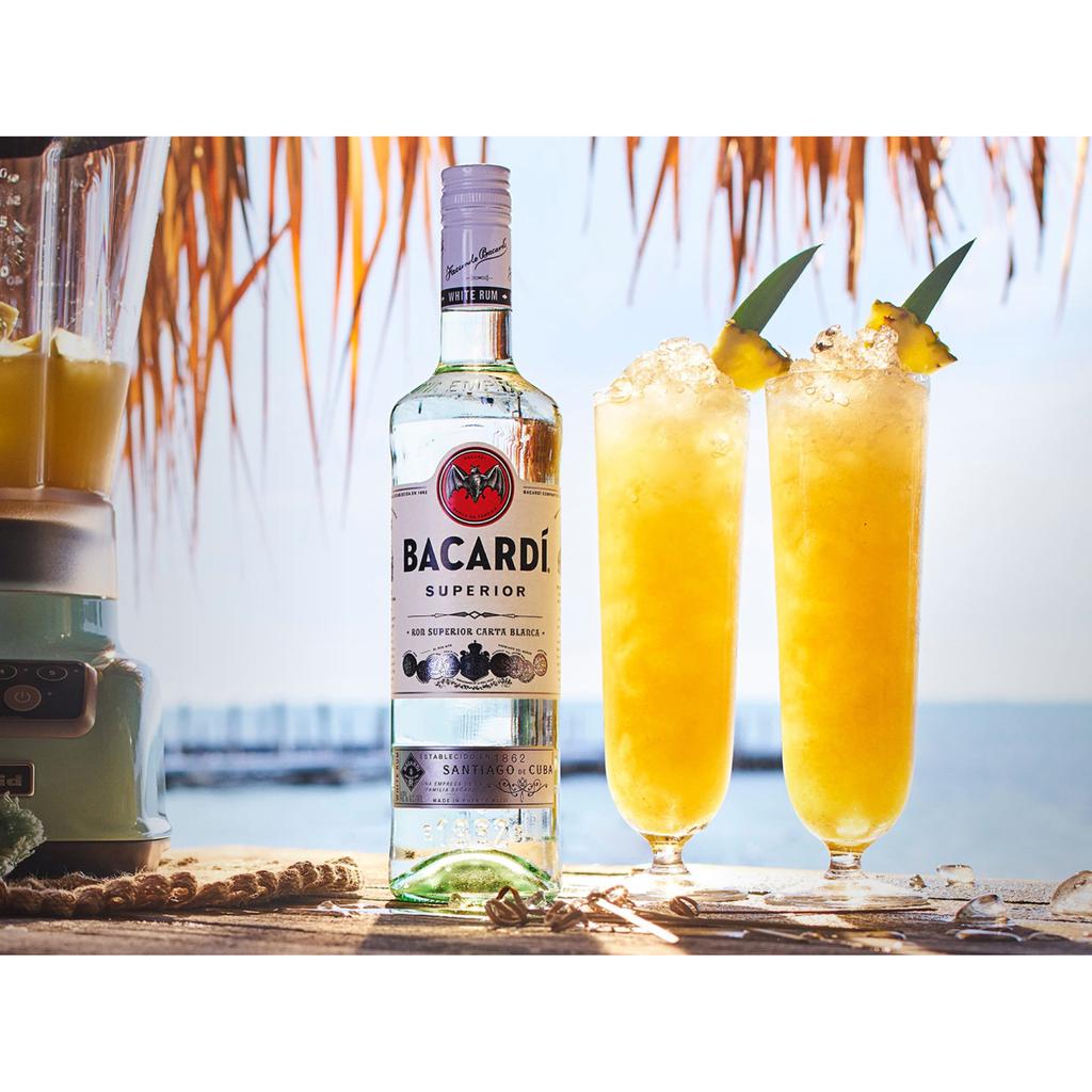 Bacardi Carta Blanca Ron Blanco con Notas de Almendras y Vainilla 980 mL