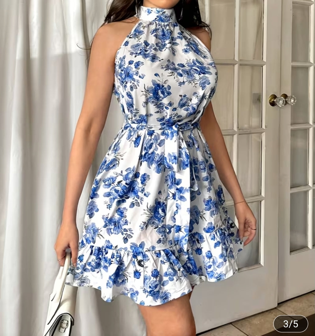 Vestido Floral Azul con Cuello Halter