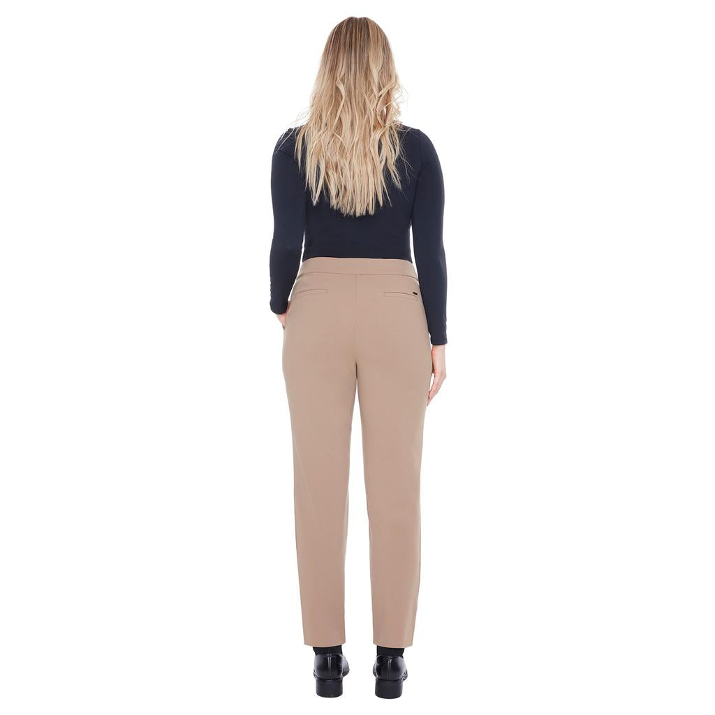 S.C. and Co Pantalón para Mujer con Bolsillos