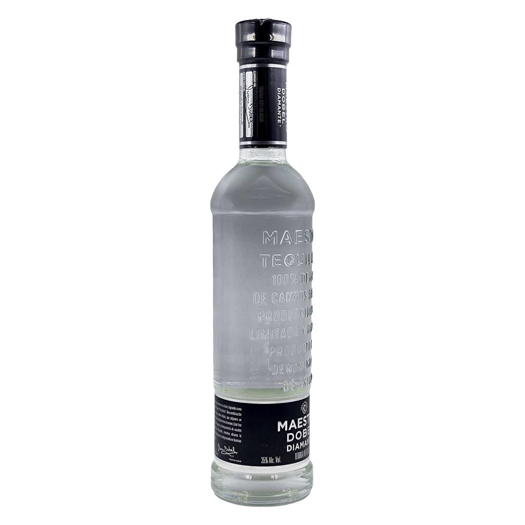 Maestro Dobel Diamante Botella de Tequila Añejo con Notas Suaves 700 mL / 24 oz