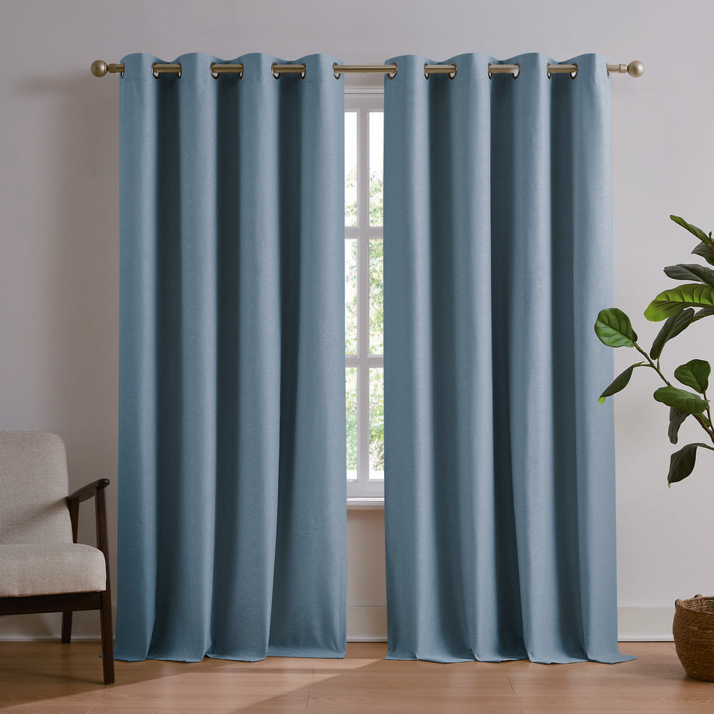 Brookstone Juego de Cortinas Opacas 2 Piezas / 132 cm x 213 cm / 52" x 83.85"