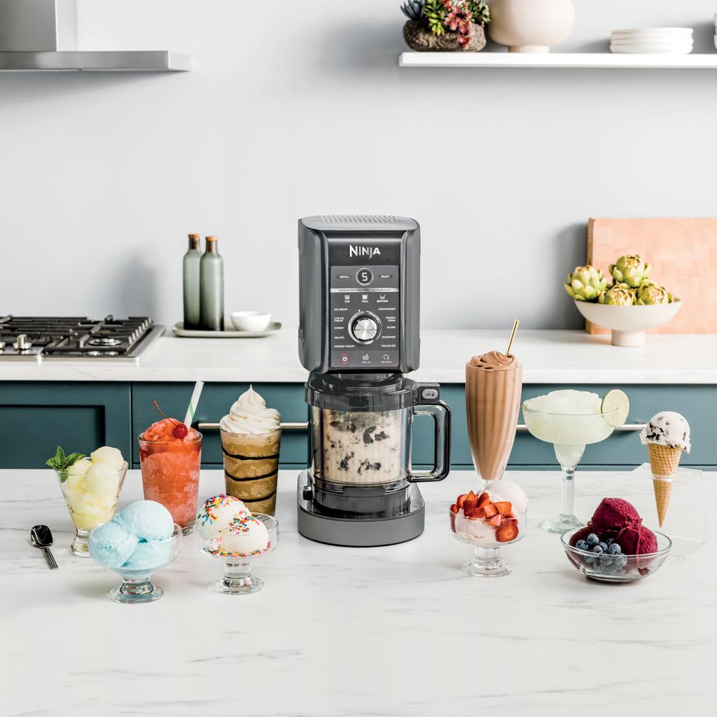 Ninja Creami Deluxe Máquina para hacer Helados con 5 Funciones y 3 Envases con Tapa CN501CO