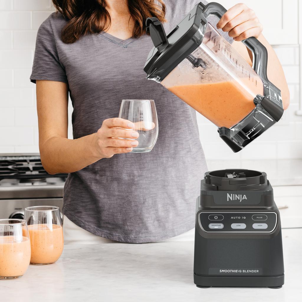 Ninja SmoothieiQ Licuadora con 3 Funciones 1 200 W CO750BPTLA