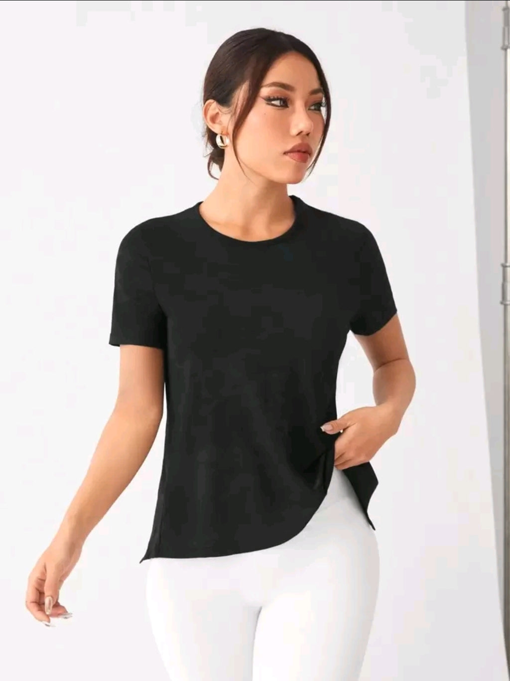 Camiseta Deportiva para Mujer con Espalda Cruzada3