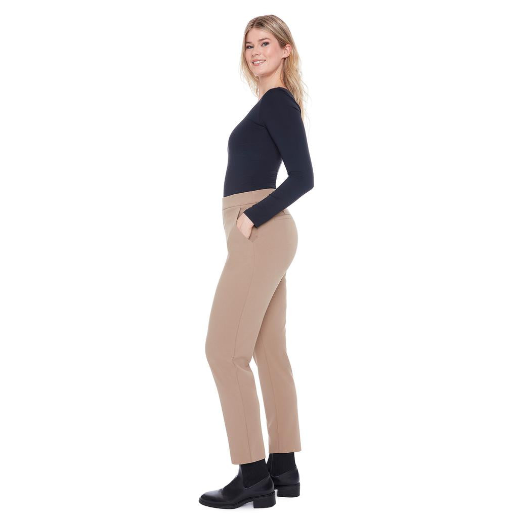 S.C. and Co Pantalón para Mujer con Bolsillos