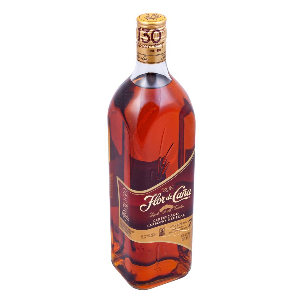 Flor de Caña 7 Años Ron Añejo 1 L / 33.8 oz